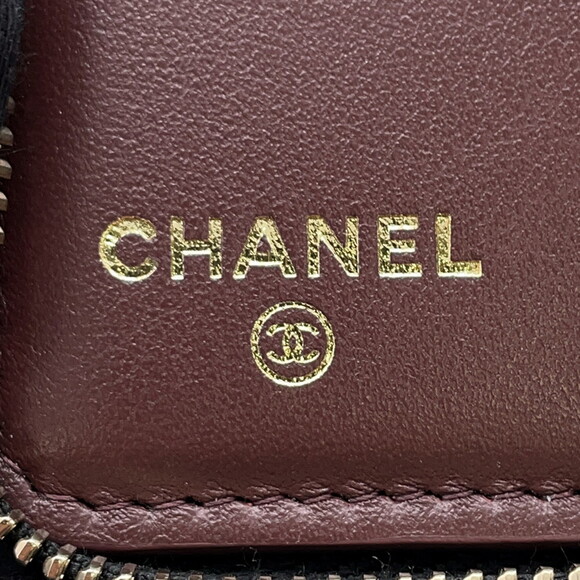 CHANEL Black Caviar Leather Logo Wallet